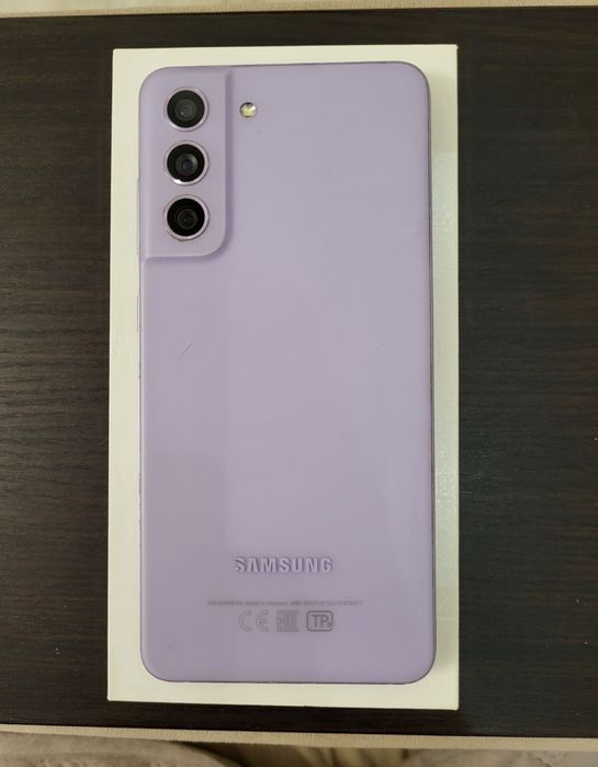 Samsung s21 fe 5g и Айфон 6