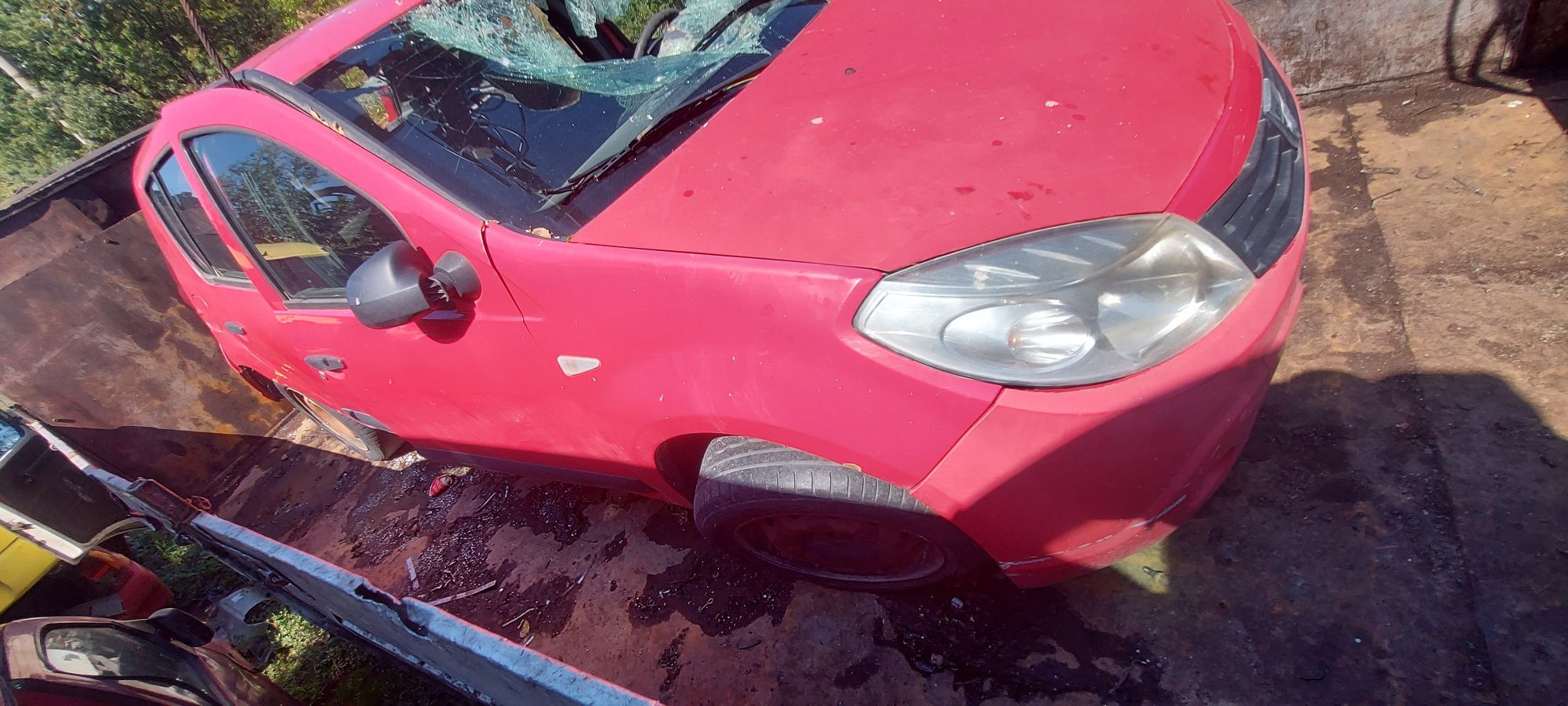 Dacia sandero 1.4mpi 2007