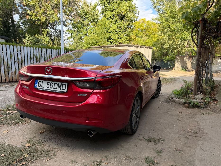 Mazda 6 Revolution Top