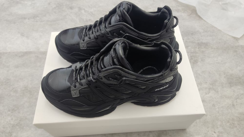 Sneakers Guess Belluno Marimea 40 Negru