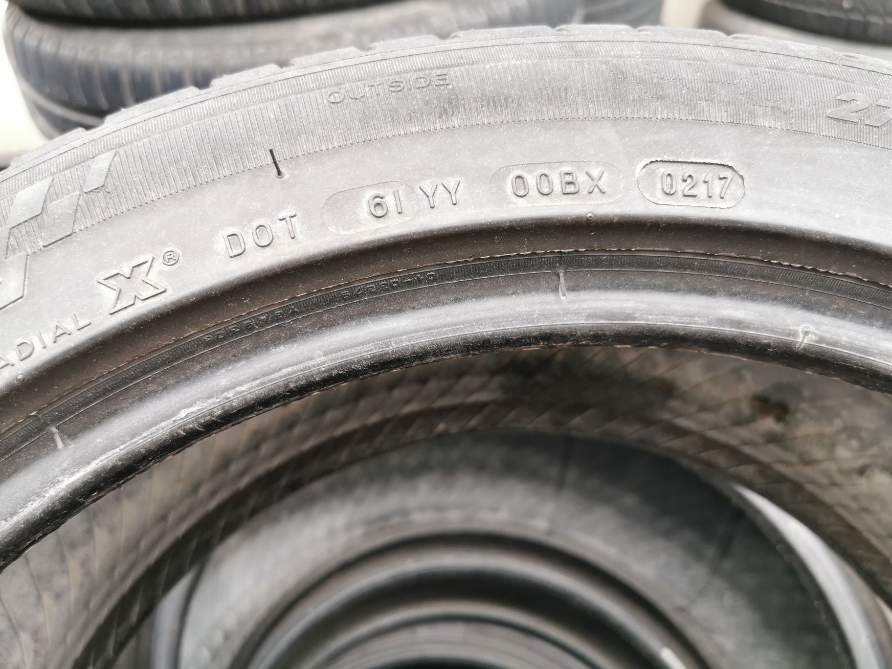 245 45 19 и 275 40 19 michelin