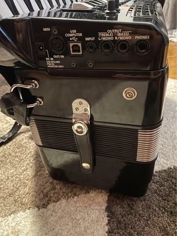 Vând sau schimb Roland FR4X