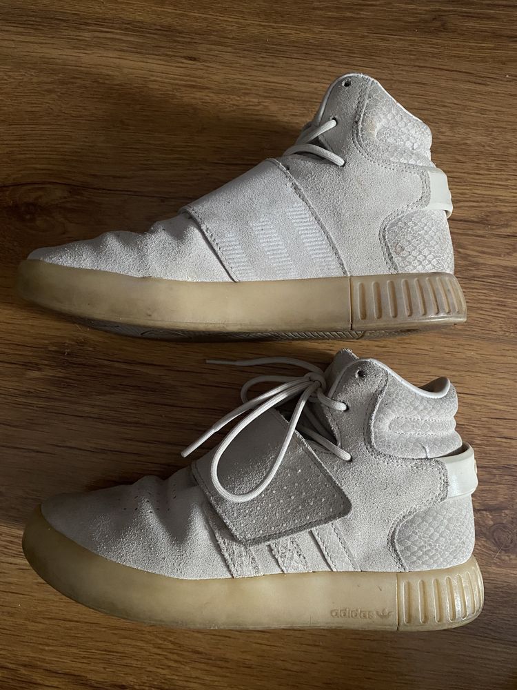 Adidas Tubular bej