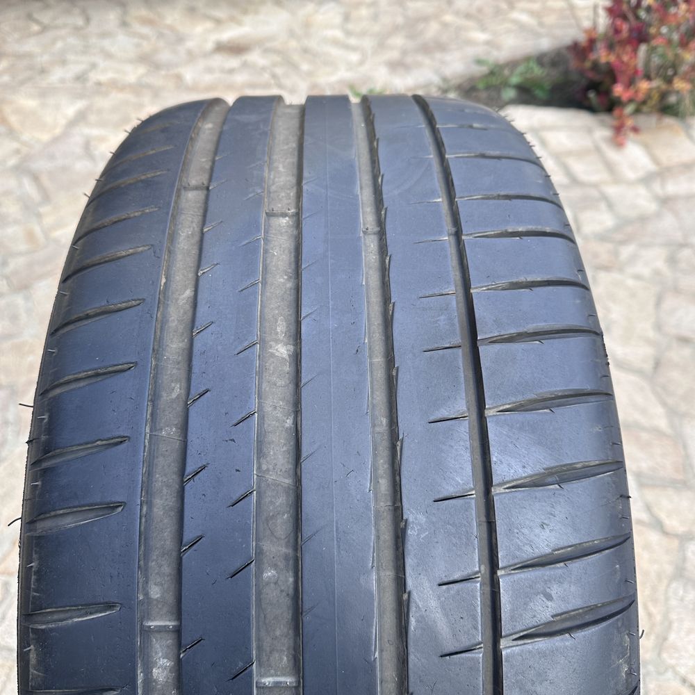 Vand anvelope Michelin Pilot Sport 4  225/45R18 față 255/40R18 spate