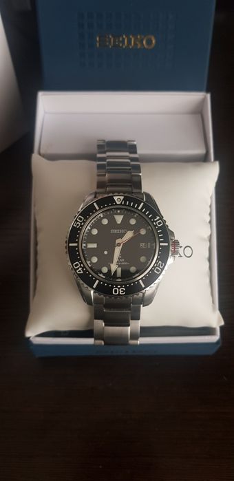 Наручные кварцевые часы SEIKO SNE589P1