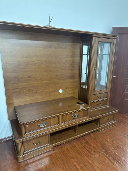 Продам Шкаф срочно