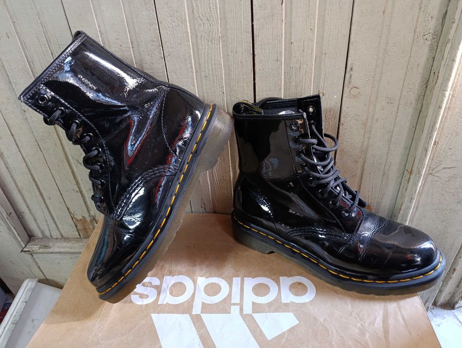 ''Dr. Martens 1460 W''оригинални боти 37 номер