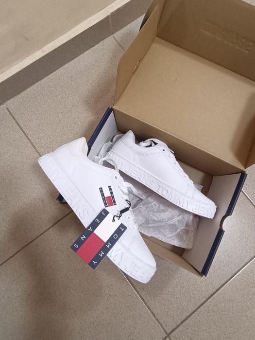 Оригинални Tommy Jeans обувки