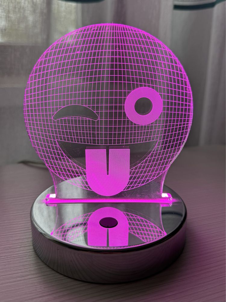 Veioza LED realizata din metal cromat