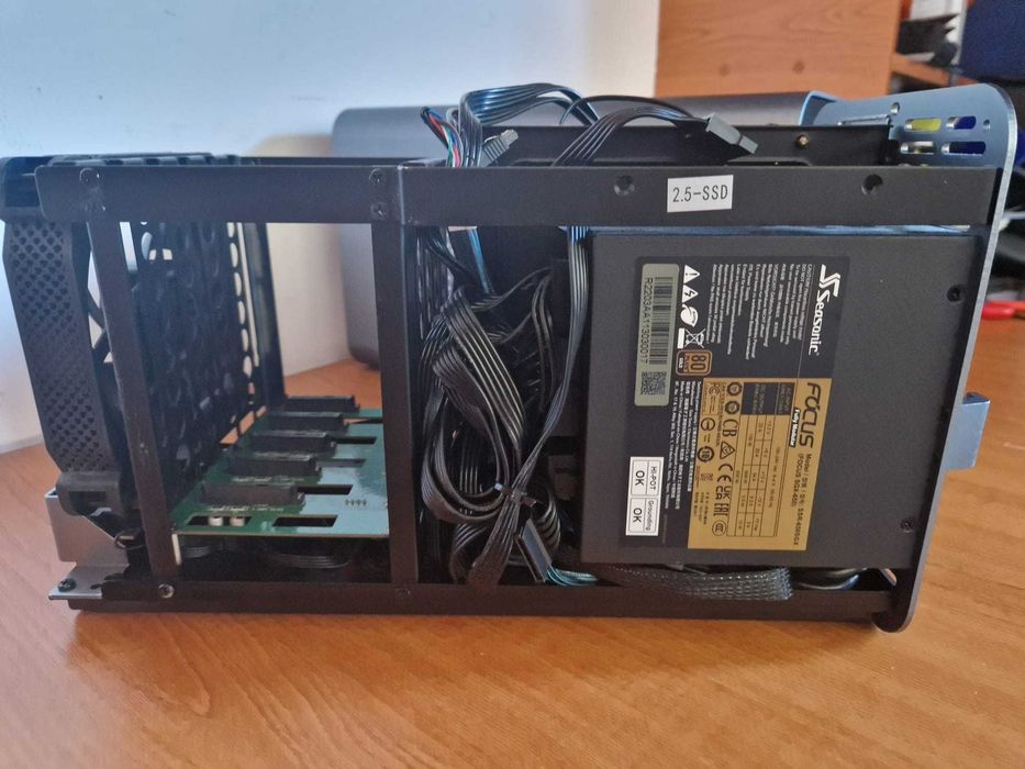HomeServer NAS,  Jonsbo N1, N5105, 32 RAM DDR4, 5 x 3,5" HDD, 1 x 2,5"