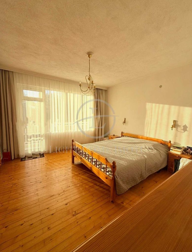 Продава се Етаж от къща в Пловдив, Кючук Париж - 140 кв.м за 1768 €/кв.м - Снимка #7