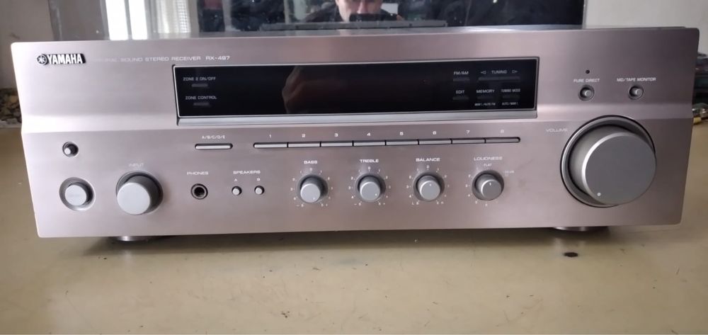 Reciever Yamaha RX-497