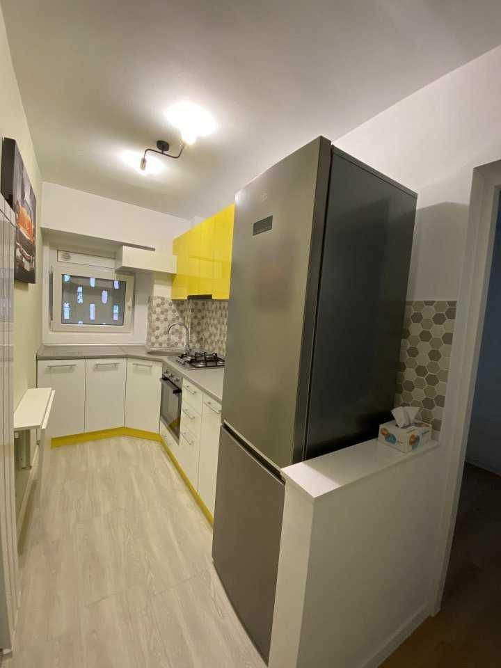 Apartament 3 camere pentru inchiriat Sala Palatului