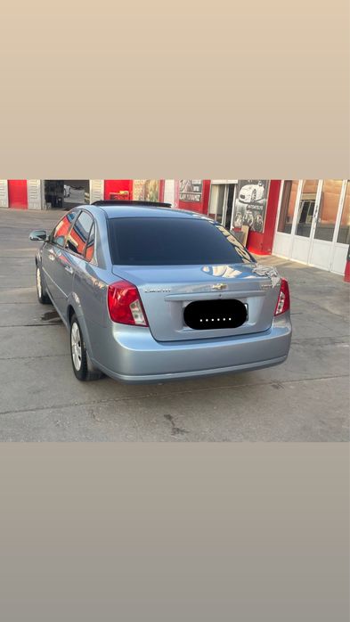 Lasetti 1.8sotiladi!