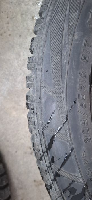 гуми 205 55 16 Falken 4 броя