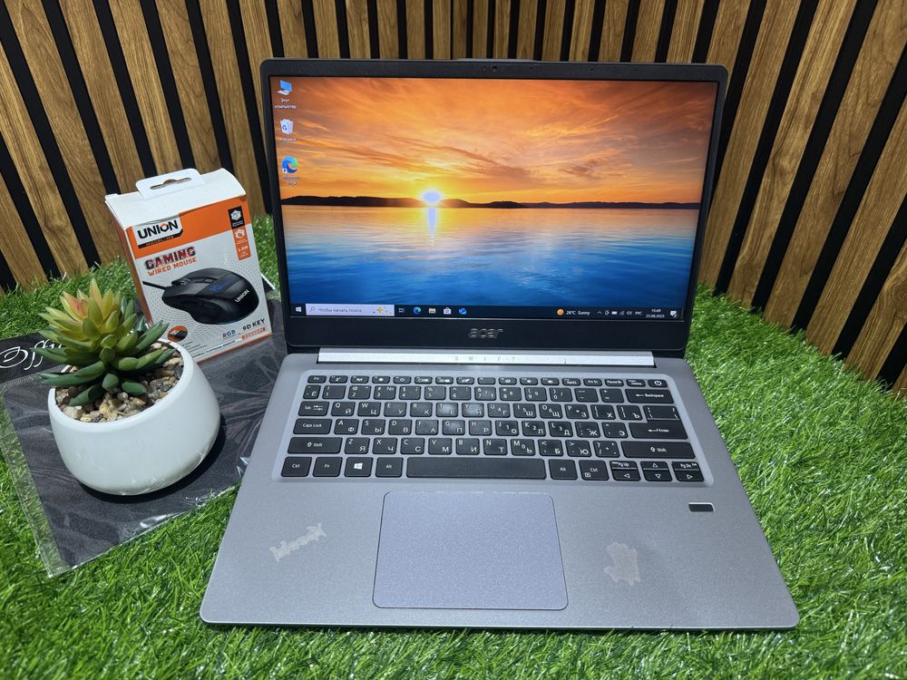 Ультрабук Acer Swift 3 Celeron N4020/4GB/SSD128GB/UHD Graphics