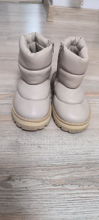 Ghete Zara mărimea 25