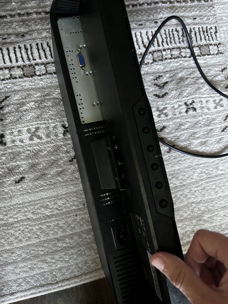Monitor LCD Philips 21,5” 1920x1080 VGA