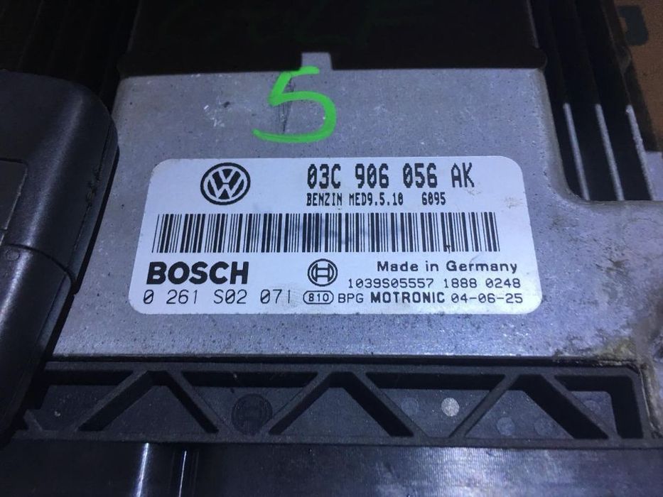 Kit Pornire / Calculator Motor VW Golf 5 1.6FSI 2003 - 2009 Cod Piesa : 03C 906 056 AK / 03C906056AK / 0261S02071