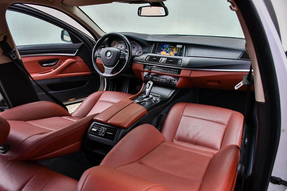 BMW Seria5 / F10 / XDRIVE  / Automat  / 190CP