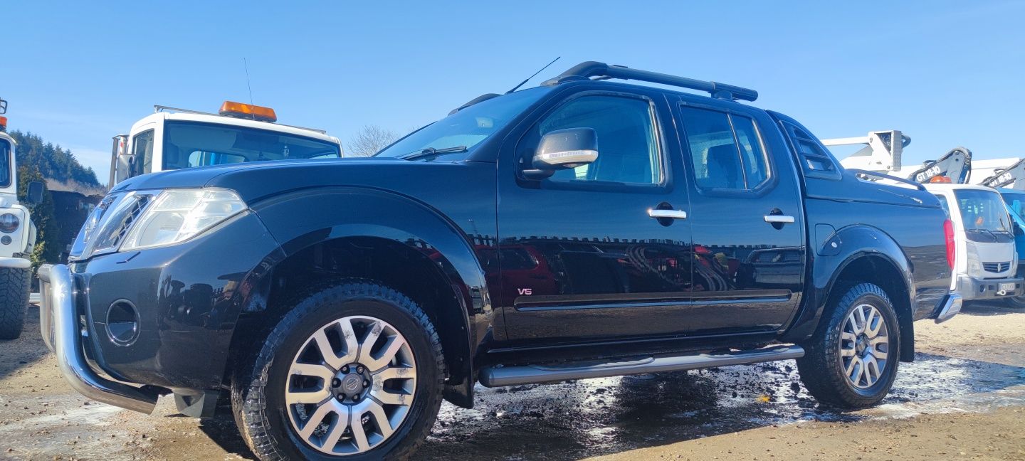 Sasiu-bena  nissan navara pathfinder  2.5 3.0 v6 v9x