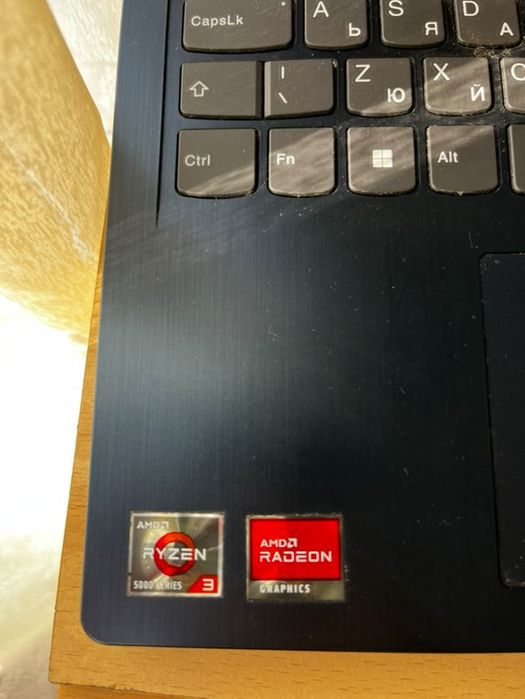 Лаптоп Levovo ideapad 3