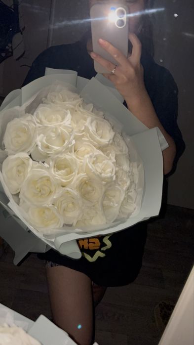 Цветы роза белый