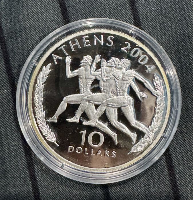 Продавам цветни сребърни инвестиционни монети от САЩ и Канада