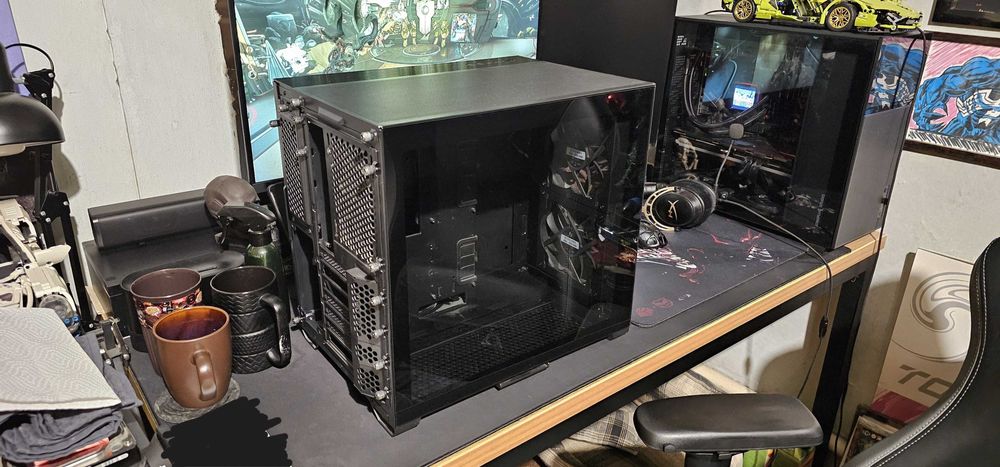 Продам корпус Lian Li O11 AIR MINI