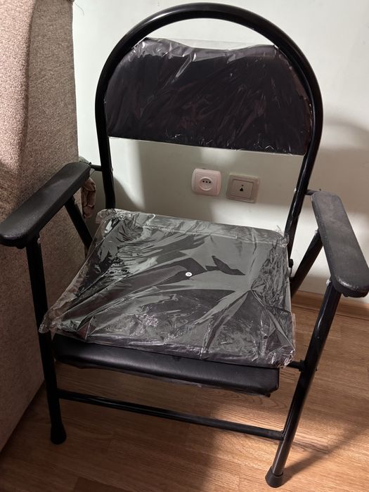 кресло туалет для людей с ограниченными возможностями