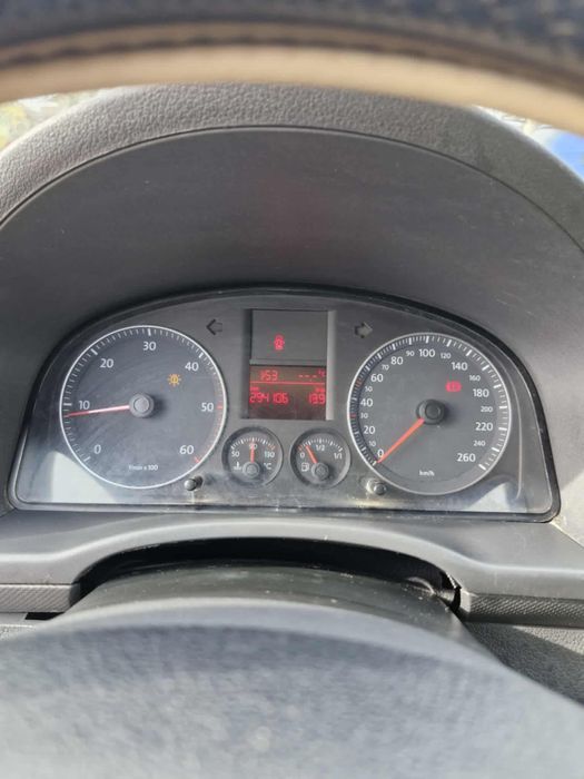 VAND / SCHIMB VW CADDY 1.9 tdi din 2007 Pret 2700E