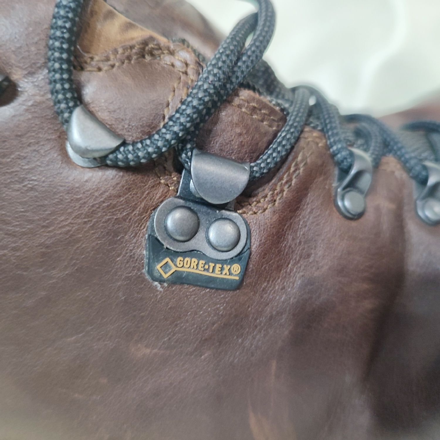 Ghete Nr 45 ½  Berghaus Goretex bocanci Meindl Scarpa Ecco
