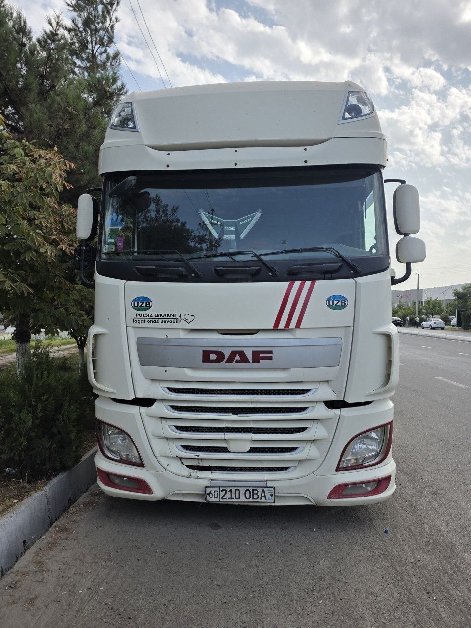 DAF XF EURO 6 + FLIEGL прицеп Сотилади