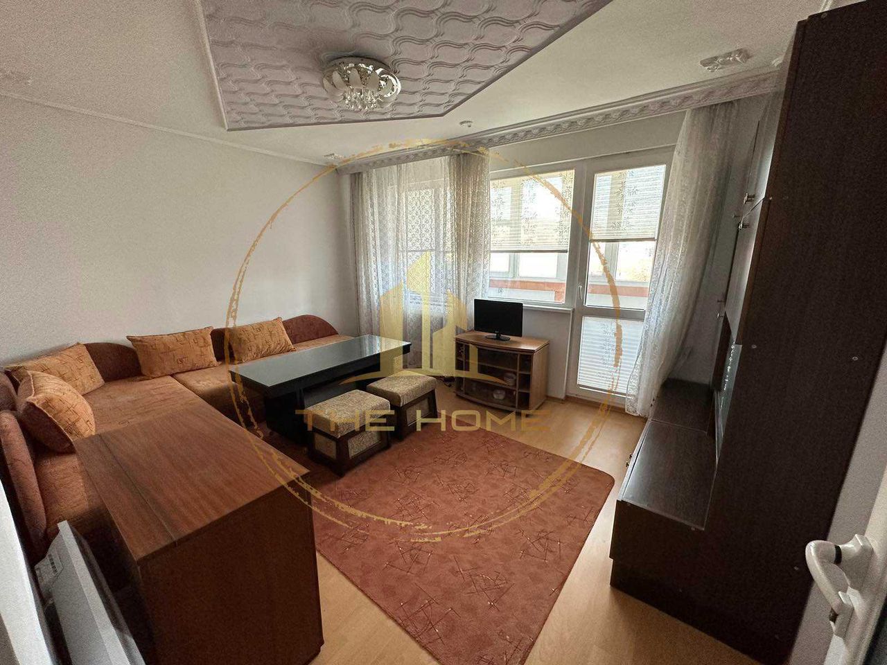 Дава се под наем Тристаен апартамент в Варна, Левски - 70 кв.м за 350 € - Снимка #1