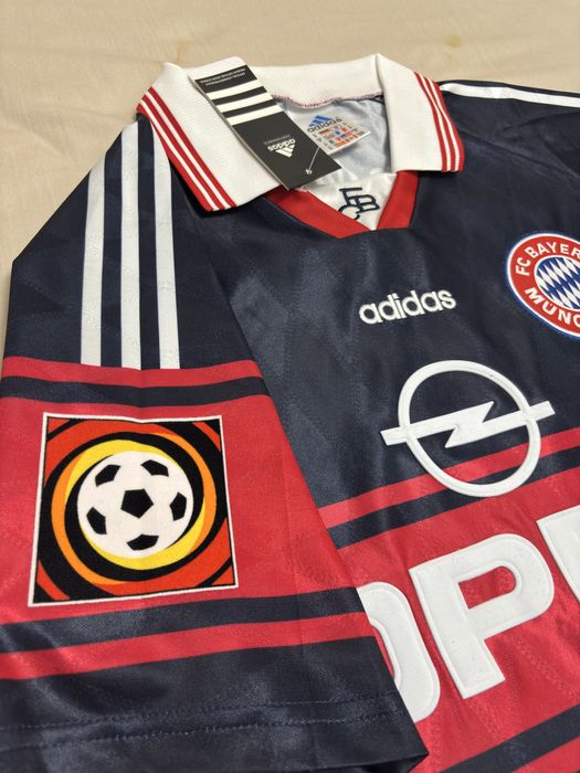 Bayern Munchen 1997-1999 Home Kit