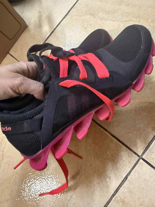 Маратонки Adidas