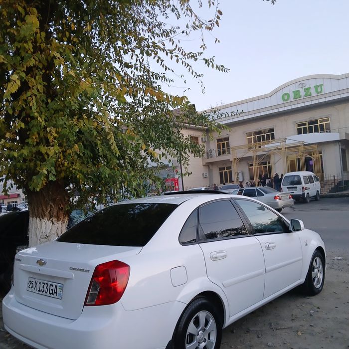Chevrolet jentra avtomat