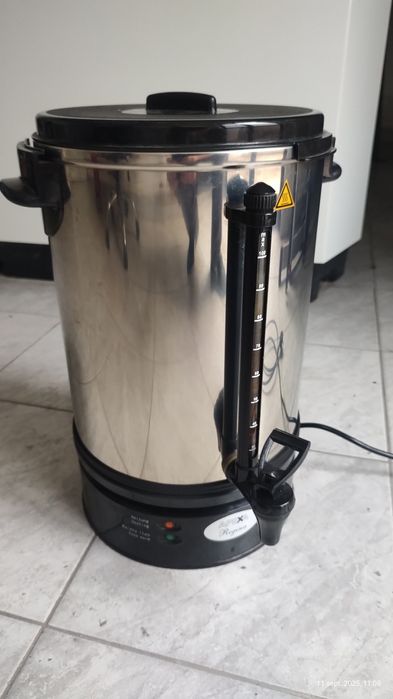 Vând Cafetieră 8 litri