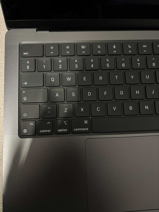 MacBook Pro 14", M4 Max, 48 GB RAM, 1 TB SSD