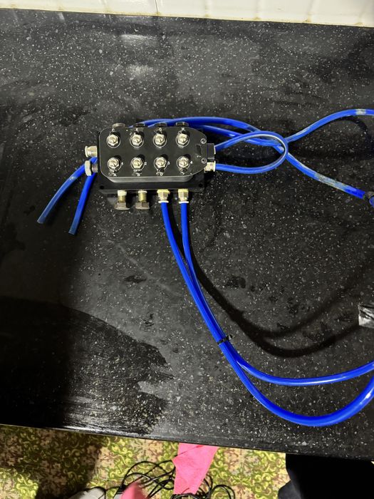 Pnevma podveska yengil avtomobil uchun