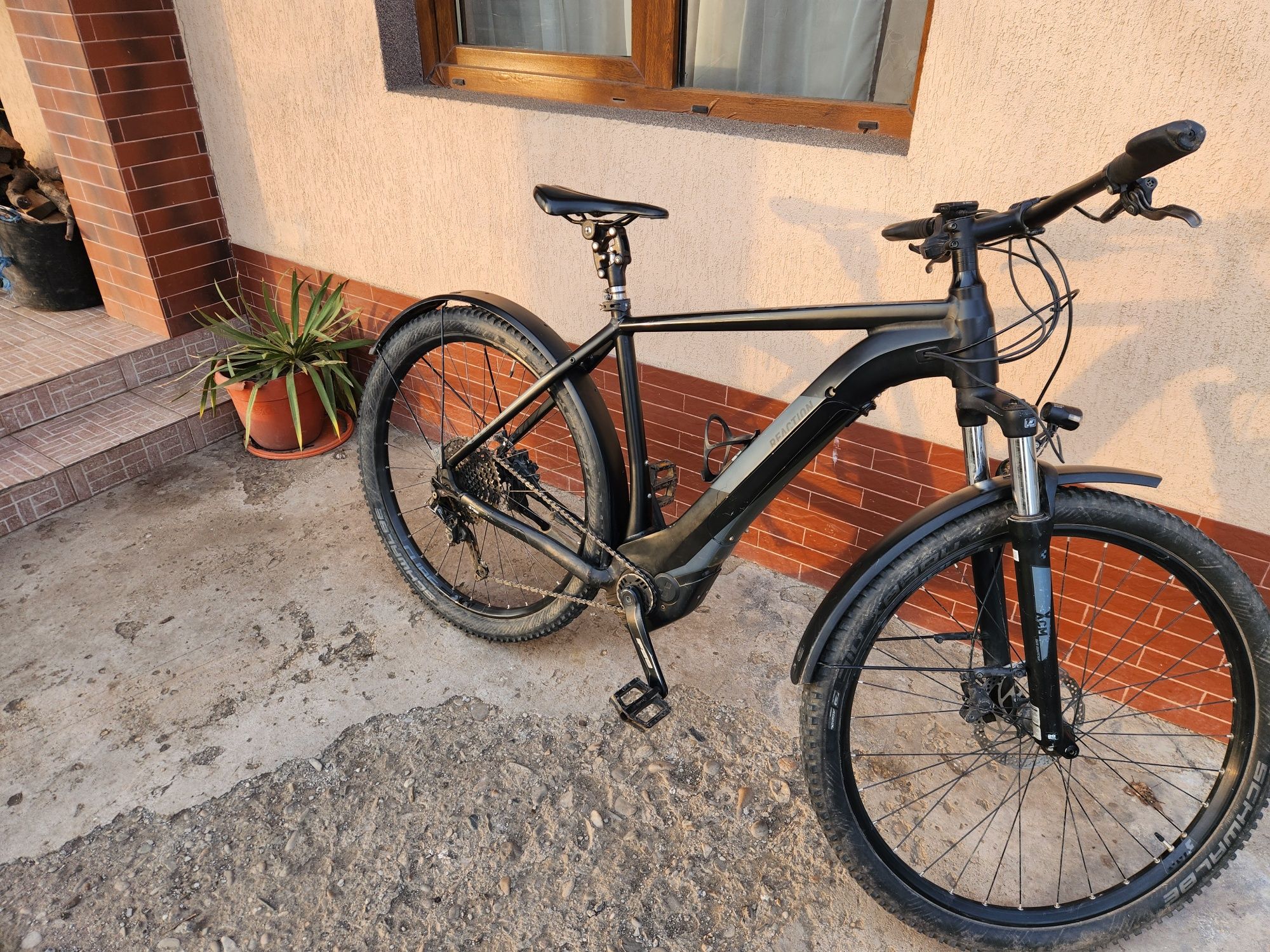 Bicicleta electrica E-BIKE Cube AllRoad BOSCH PERFORMANCE CX
