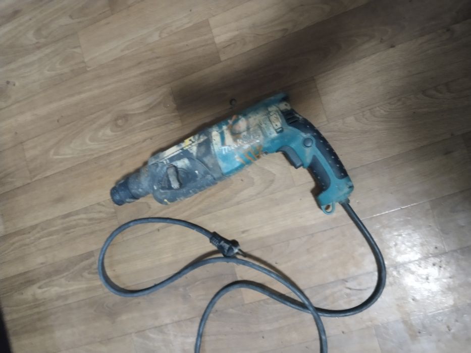 Продам перфоратор макита в рабочем состоянии