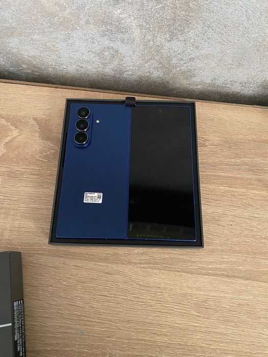 Samsung Galaxy  Z Fold 7