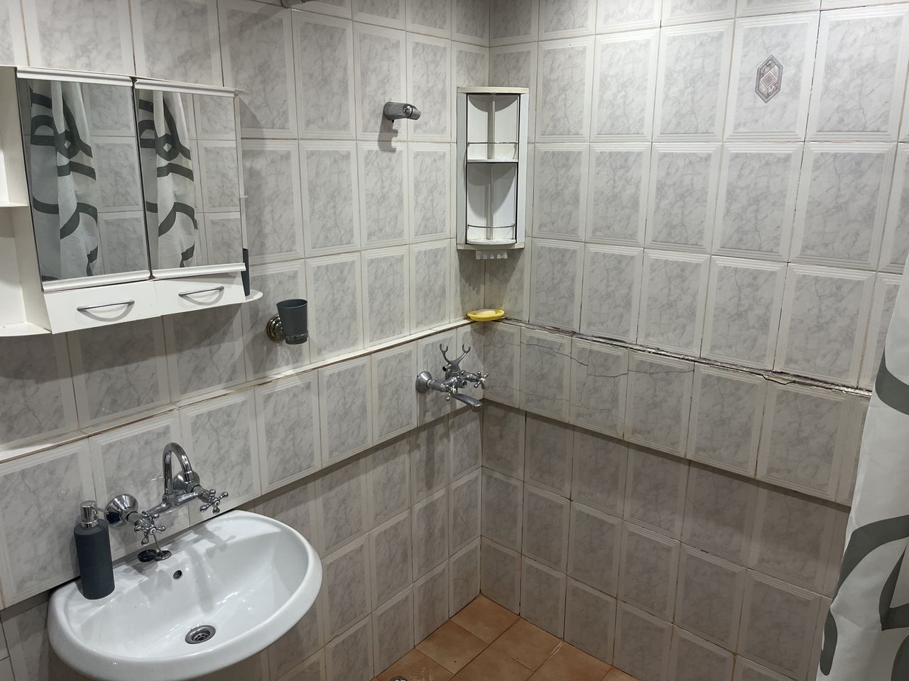 Дава се под наем Двустаен апартамент в Перник, Ладовица - 51 кв.м за 280.5 € - Снимка #5