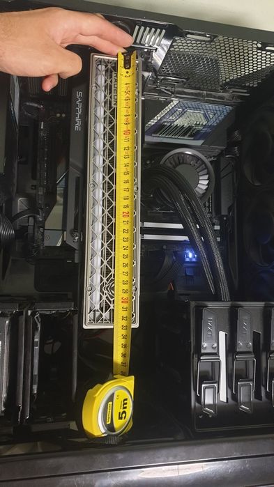 Sapphire Nitro+ RX 9070 XT OC 16GB 256bit