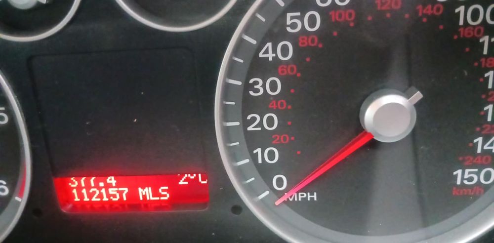 1000 € / Ford Focus Zetec  volan dreapta, 
Ambreiaj schimbat recent ,c