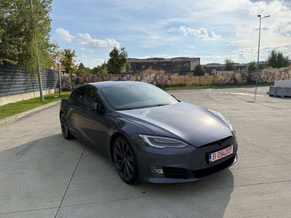 Tesla Model S Long Range Plus
