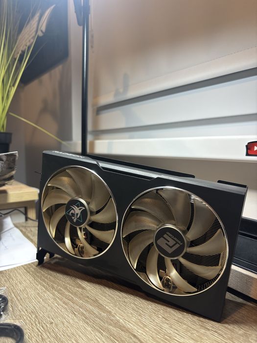 Геймърски компютър Ryzen 3600, RX6600, 16 ram, 512 ssd, 650W, WiFi, BT