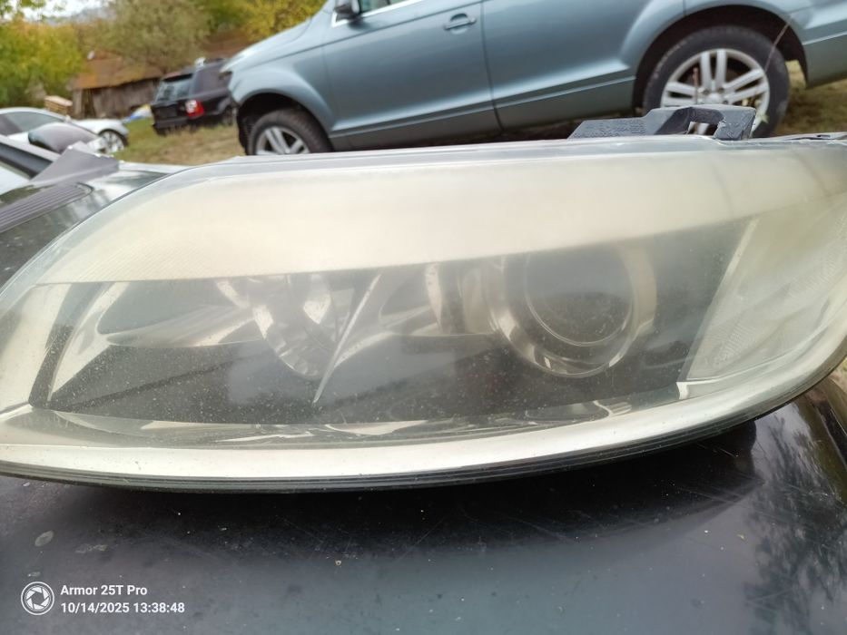 Фарове завиващи за Audi Q7 за части