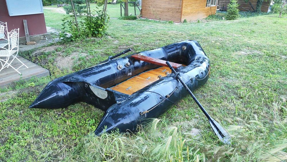 Военна лодка уникат